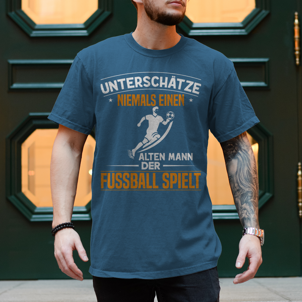 Herren T-Shirt Unterschätze Niemals