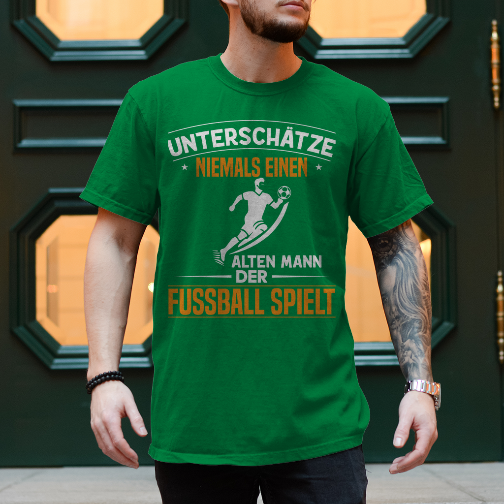 Herren T-Shirt Unterschätze Niemals